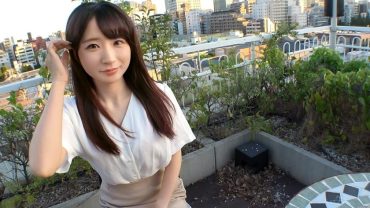 A piano teacher who decided to appear in an AV to gain self-confidence! At first she laughs out of embarrassment, but when she starts to feel comfortable, she distorts her face and plays a sweet melody! ! AV application online → AV experience shooting 2078